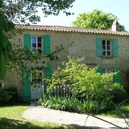 Gite La Garauderie Villa L'Ile-d'Elle Luaran gambar